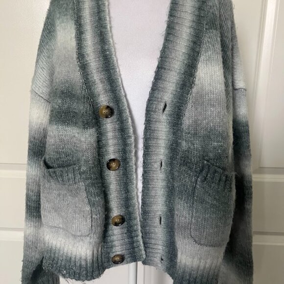 Pacsun Gray Striped Open Button Front Long Sleeve Wool Cardigan Size Medium - Picture 3 of 16